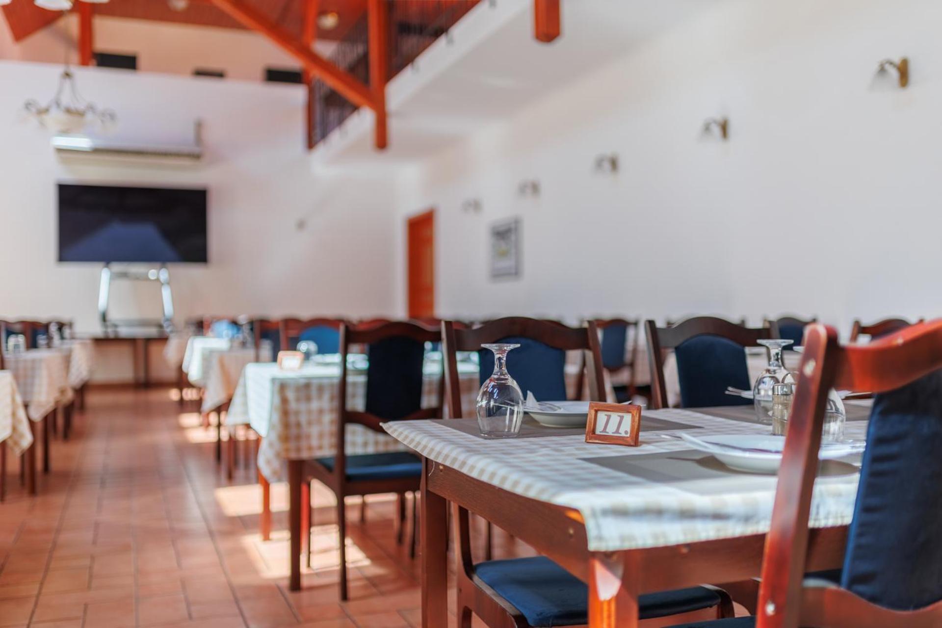 Szatymaz 100 Eves Fogado Bed & Breakfast エクステリア 写真